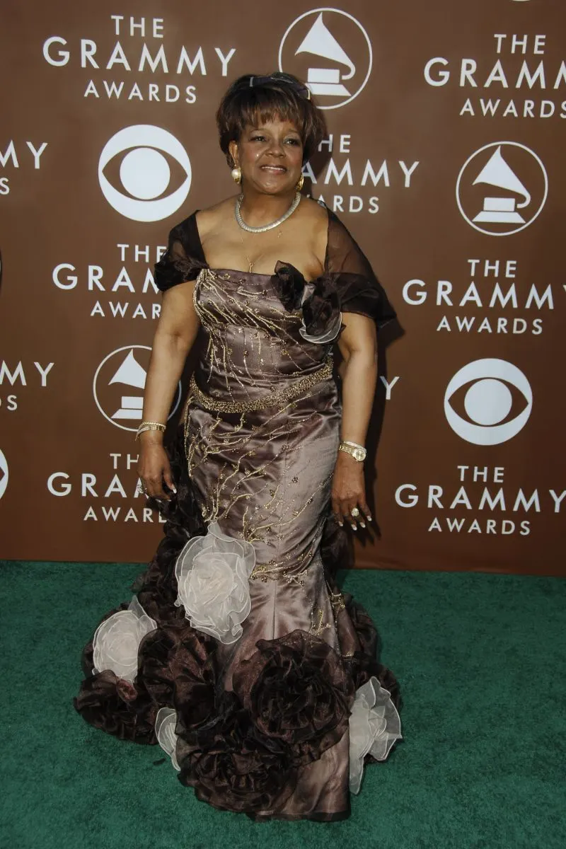 how old was shirley caesar when she got married