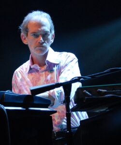 Benmont Tench Net Worth | Wife - Famous People Today