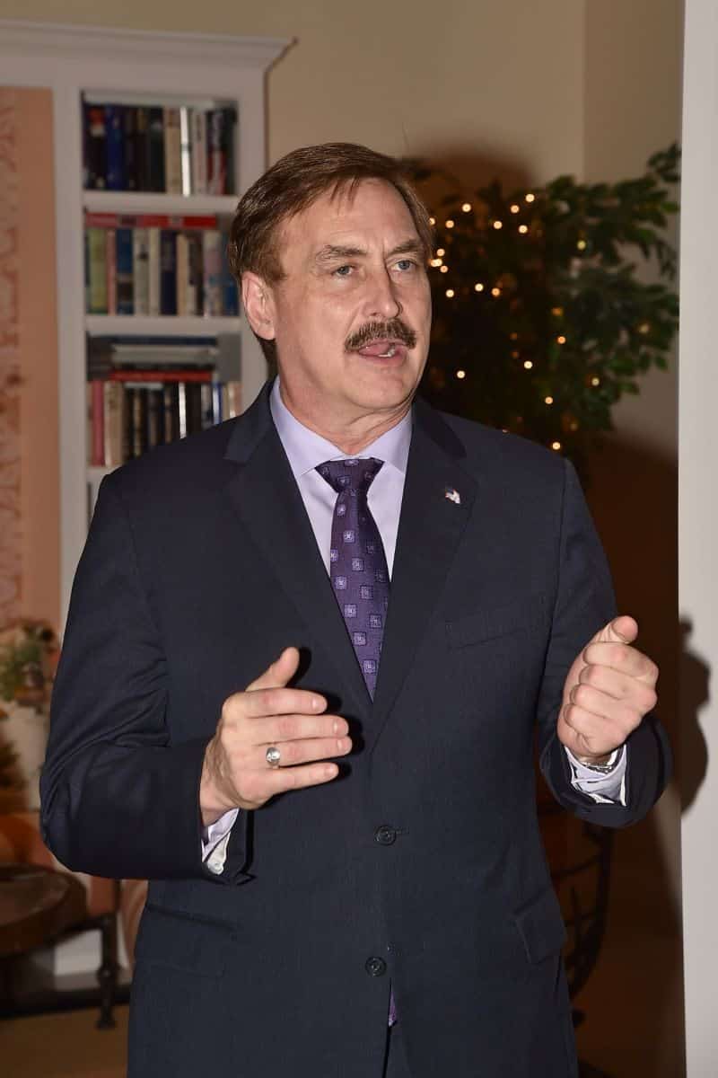 when did mike lindell get married