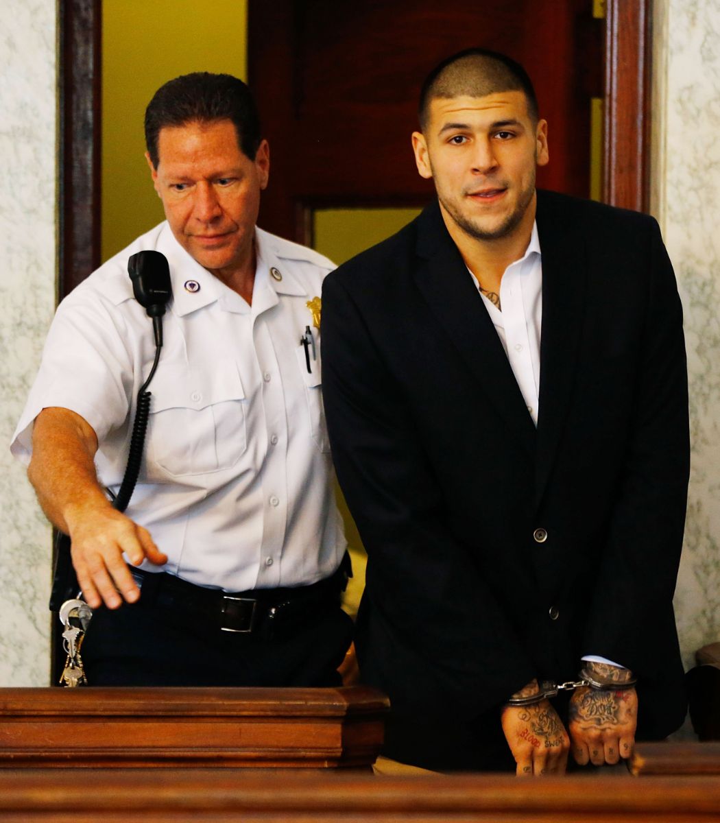 aaron hernandez net worth at time of death