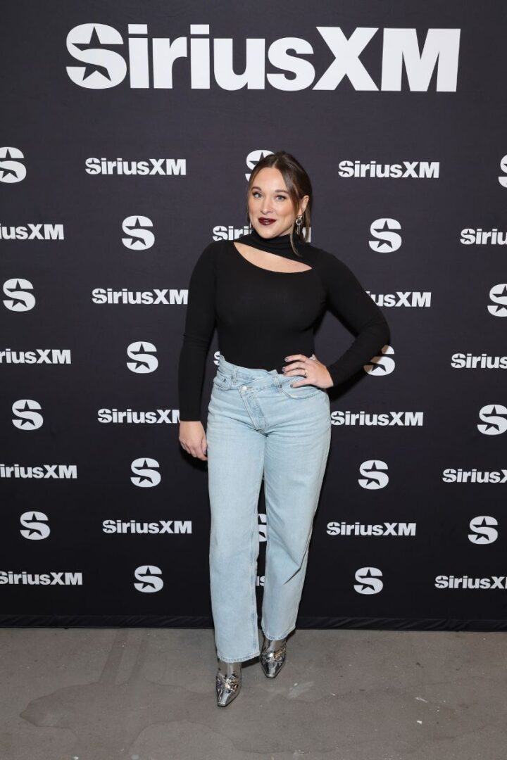 Ashley Flowers Net Worth 2024