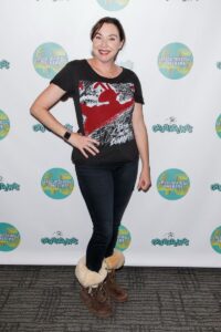 Flo From Progressive Net Worth | Stephanie Courtney - Famous People Today