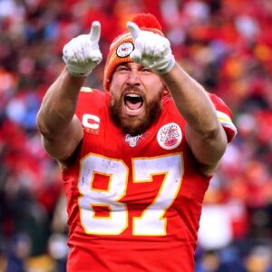 Travis Kelce Net Worth & Girlfriend - Famous People Today