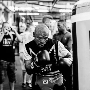 Floyd Mayweather Jr. Net Worth & Girlfriend - Famous People Today