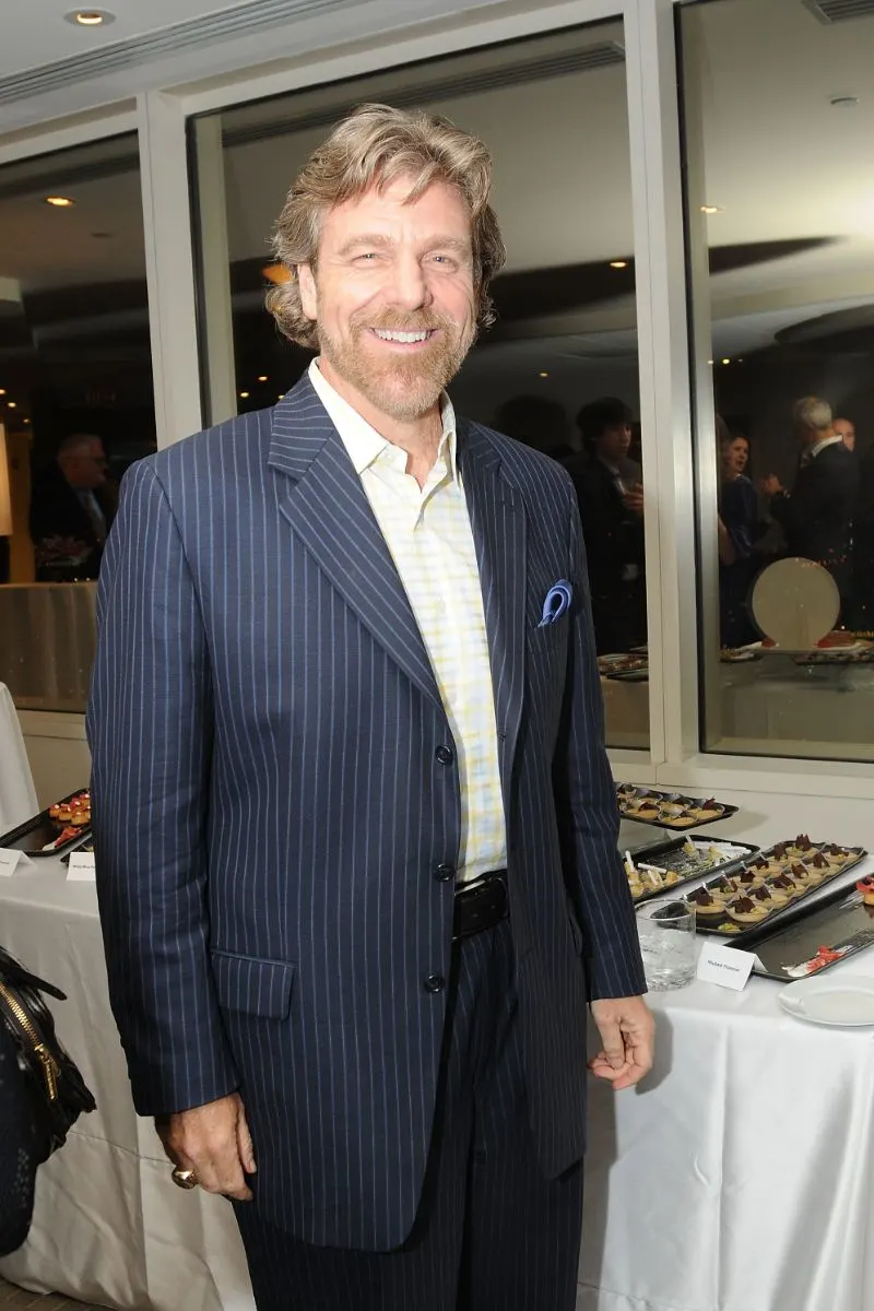 What is Howard Eskin's net worth