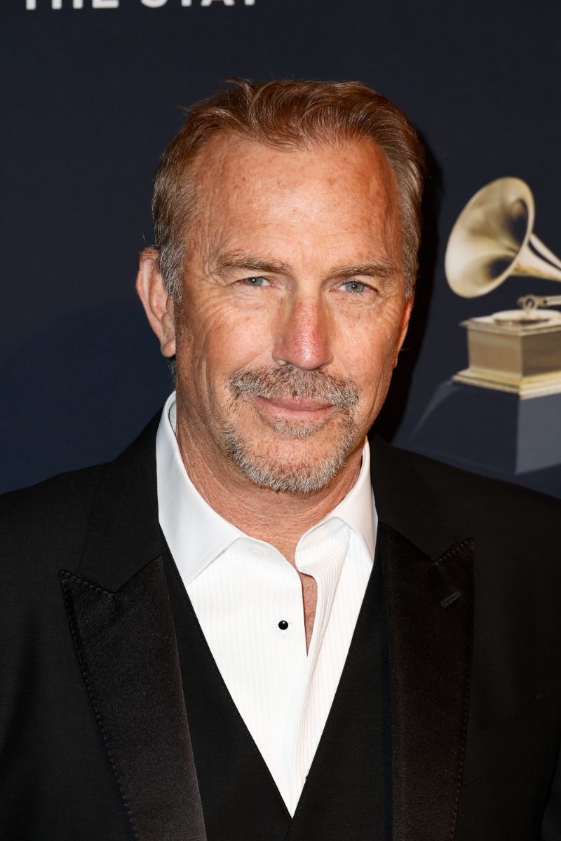 Kevin Costner - Net Worth