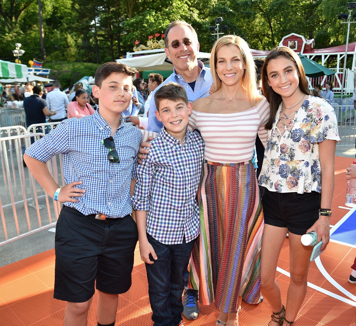 Jerry seinfeld with wife and kids