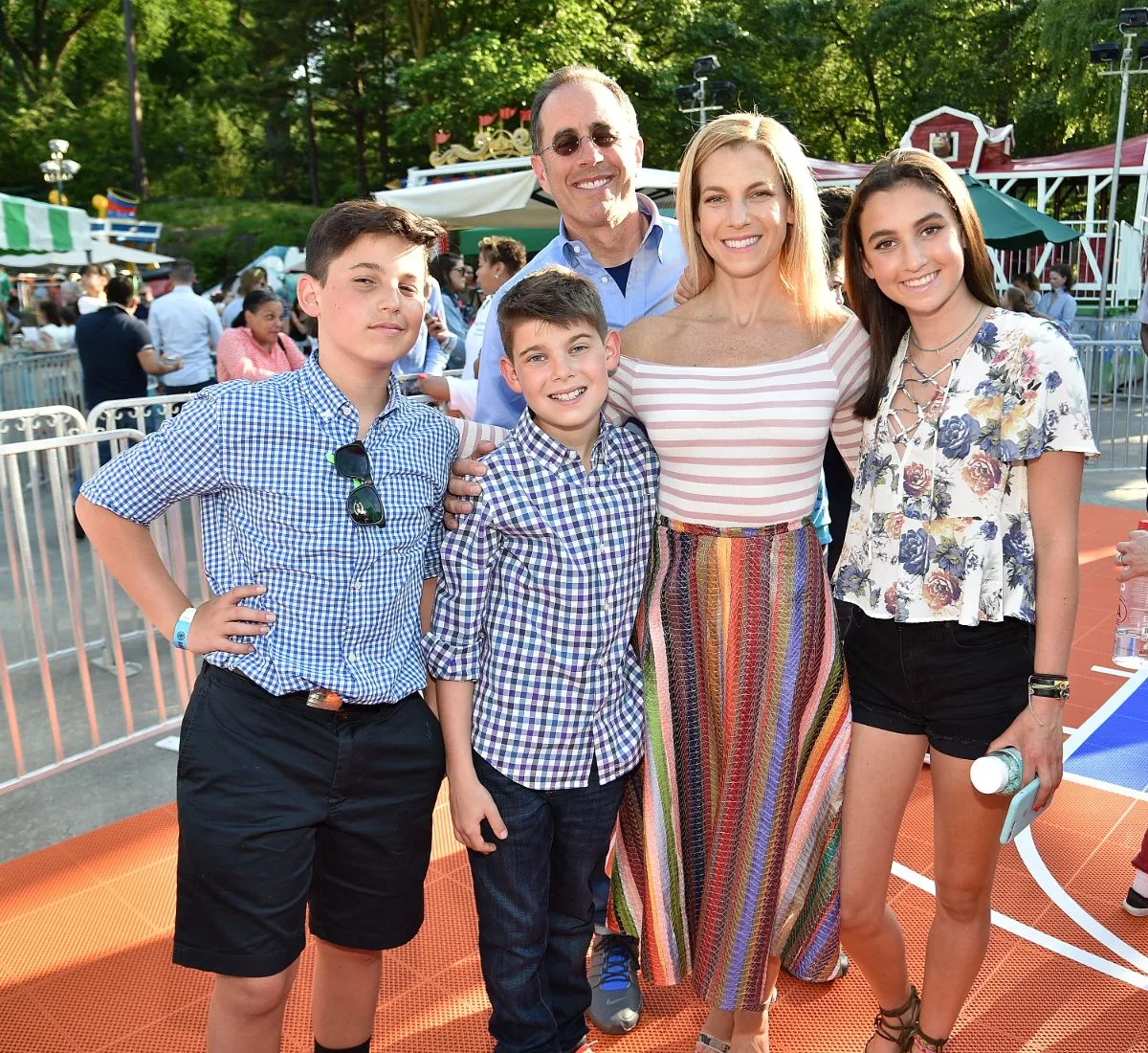 Jerry seinfeld with wife and kids