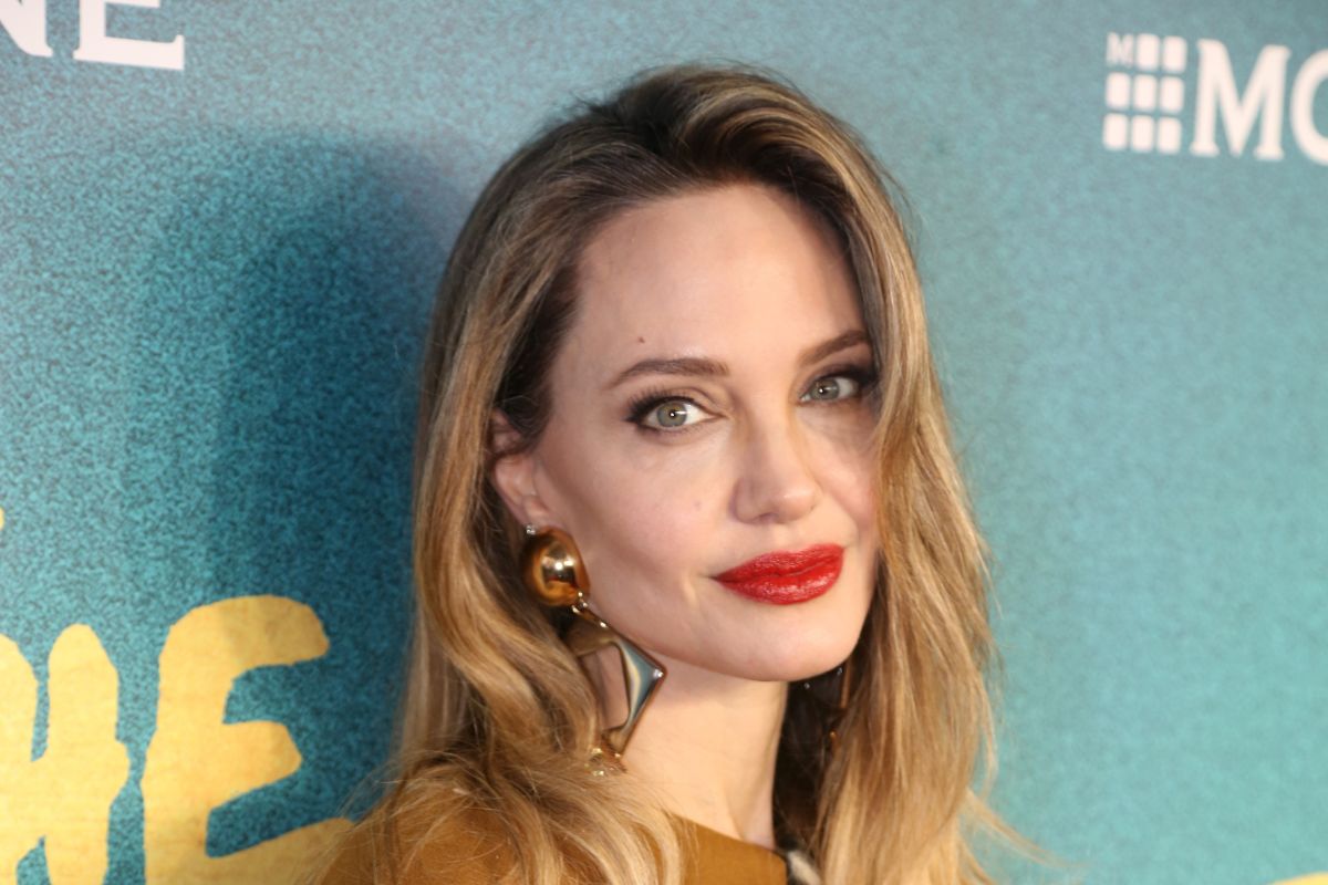 Angelina Jolie Net Worth 2025: Actress, Director & Humanitarian Earnings Angelina Jolie Net Worth & Ex-Husband - Famous People Today