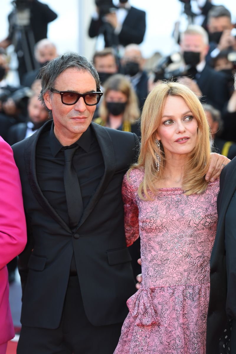 Vanessa Paradis and husband Samuel Benchetrit