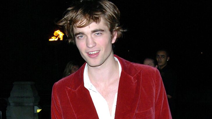 Robert Pattinson Net Worth & Wife