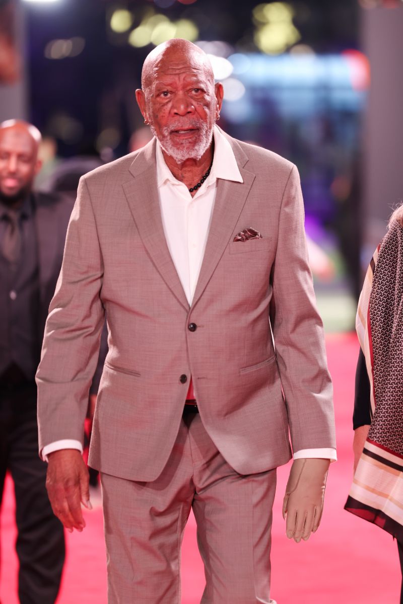 what happened to morgan freeman hand