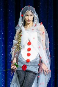 Bella Hadid Net Worth & Boyfriend - Famous People Today