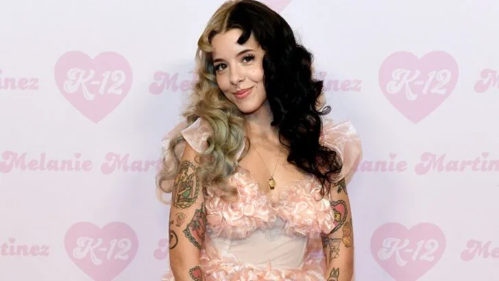 Melanie Martinez Net Worth & Boyfriend