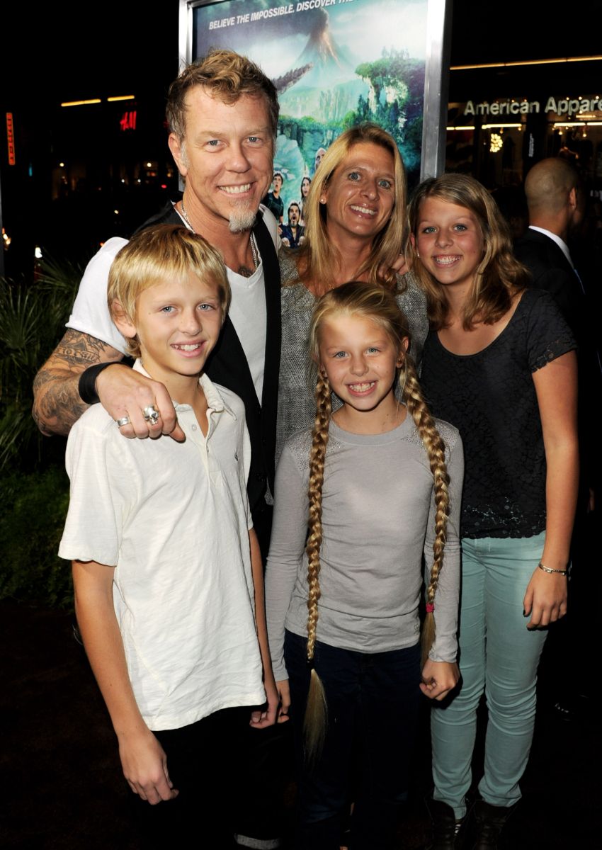 James Hetfield wit his wife and children
