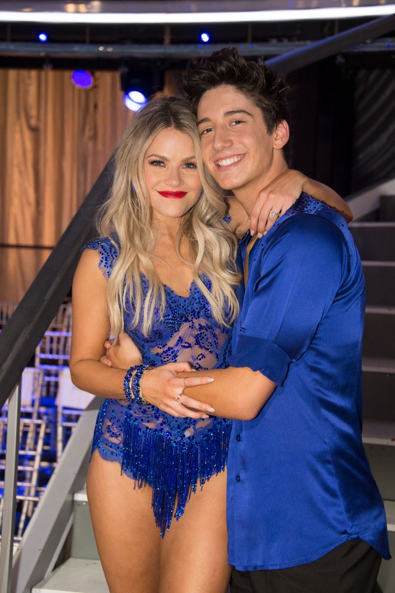 Milo Manheim net worth girlfriend