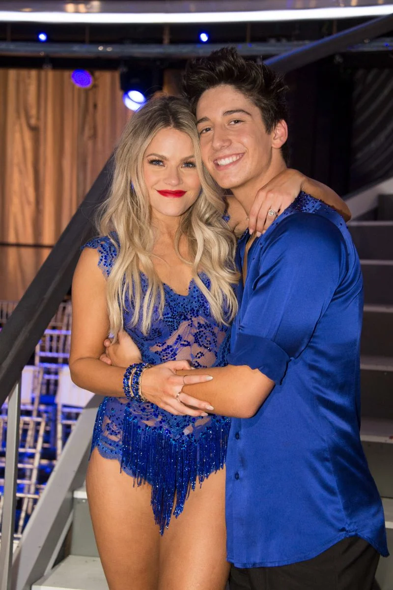 Milo Manheim net worth girlfriend