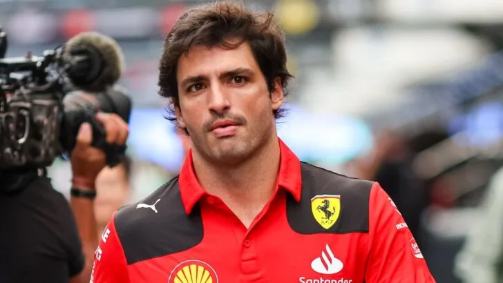 Carlos Sainz Jr. Net Worth & Girlfriend