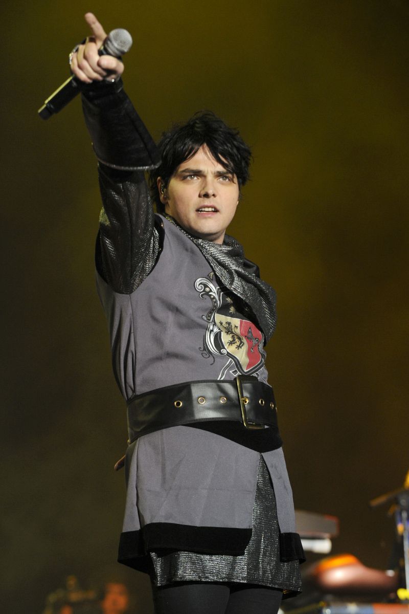 Gerard Way Net Worth & young