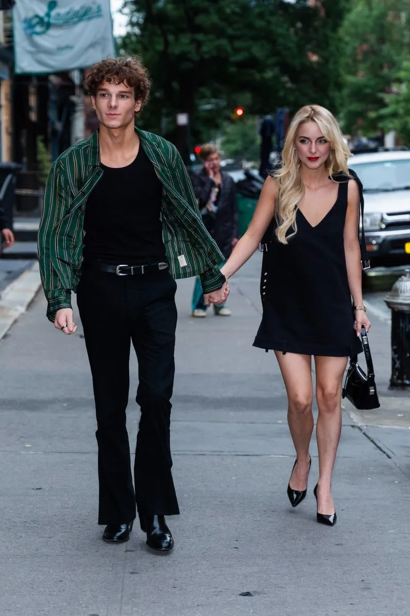 Mason Thames with his girlfriend Mckenna Grace
