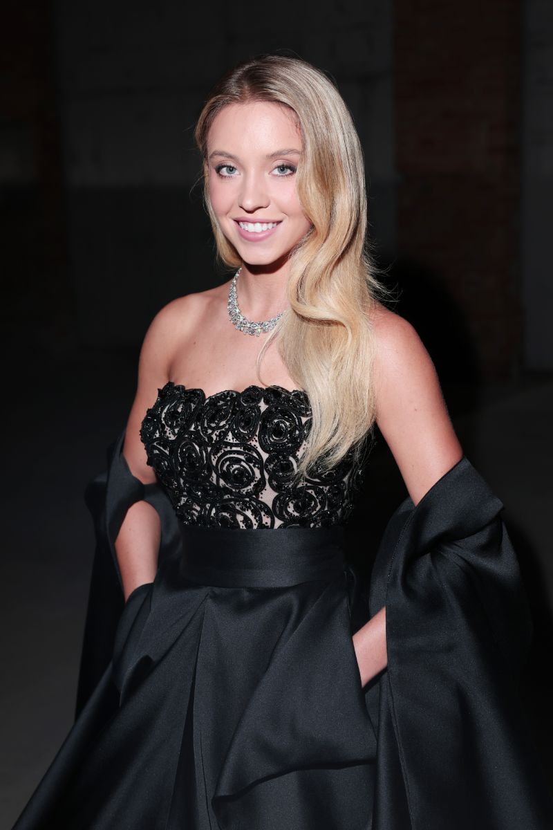 Sydney Sweeney Net Worth biography