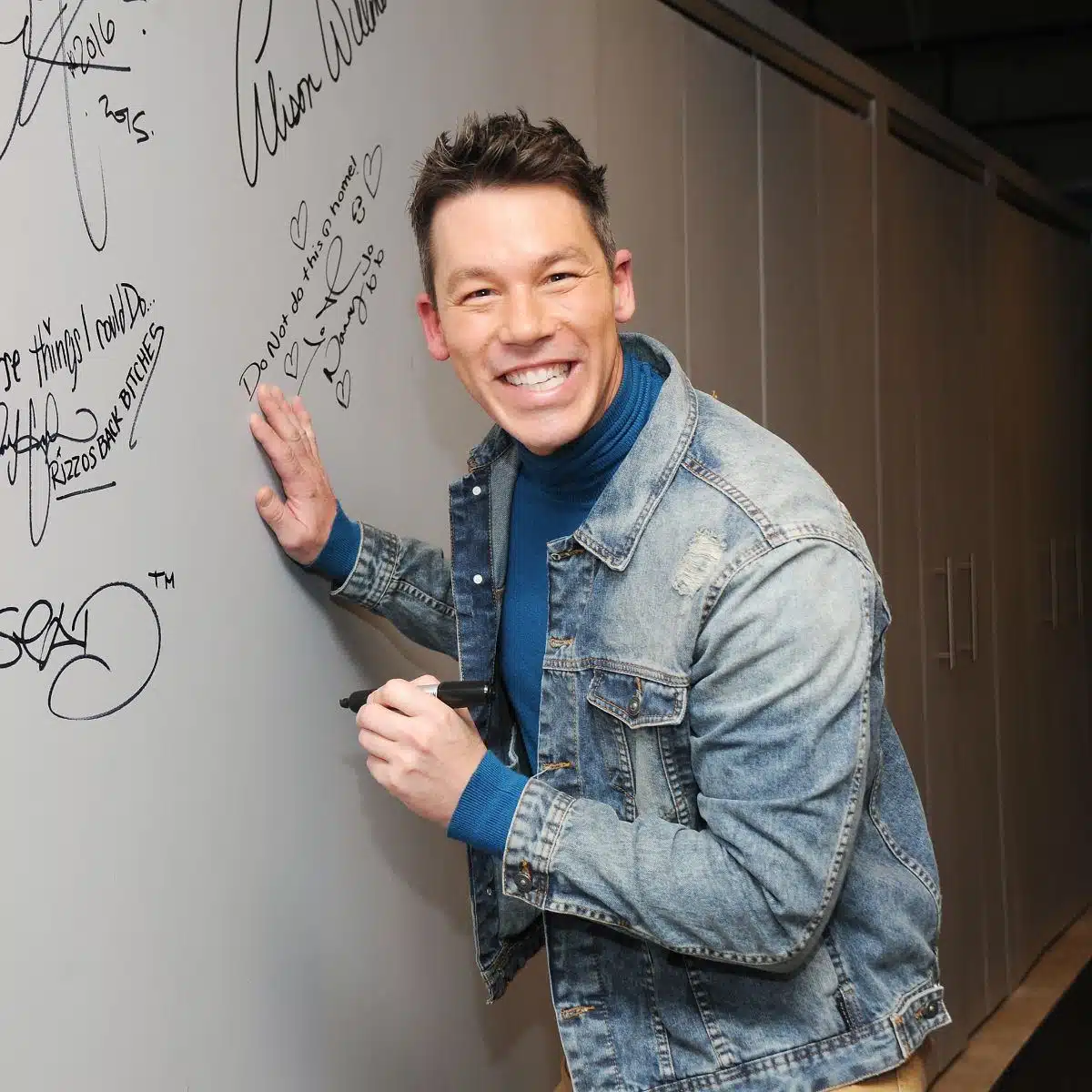 Does David Bromstad have any brothers